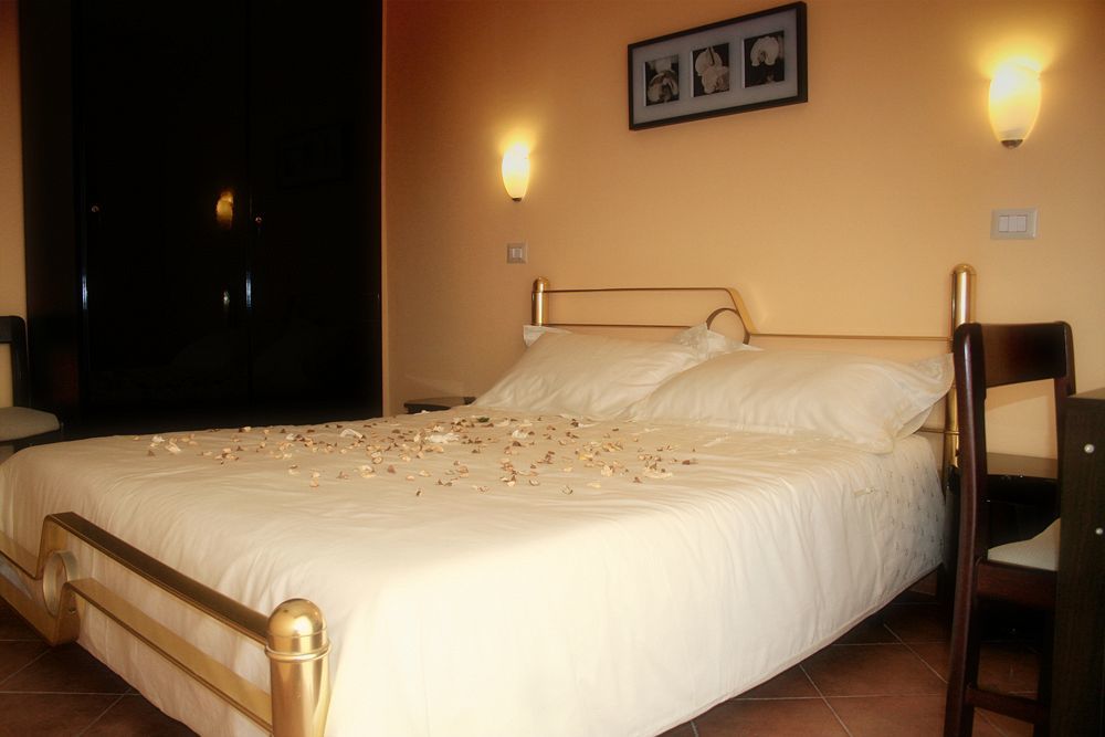 Tano'S Apartment Giardini Naxos Luaran gambar