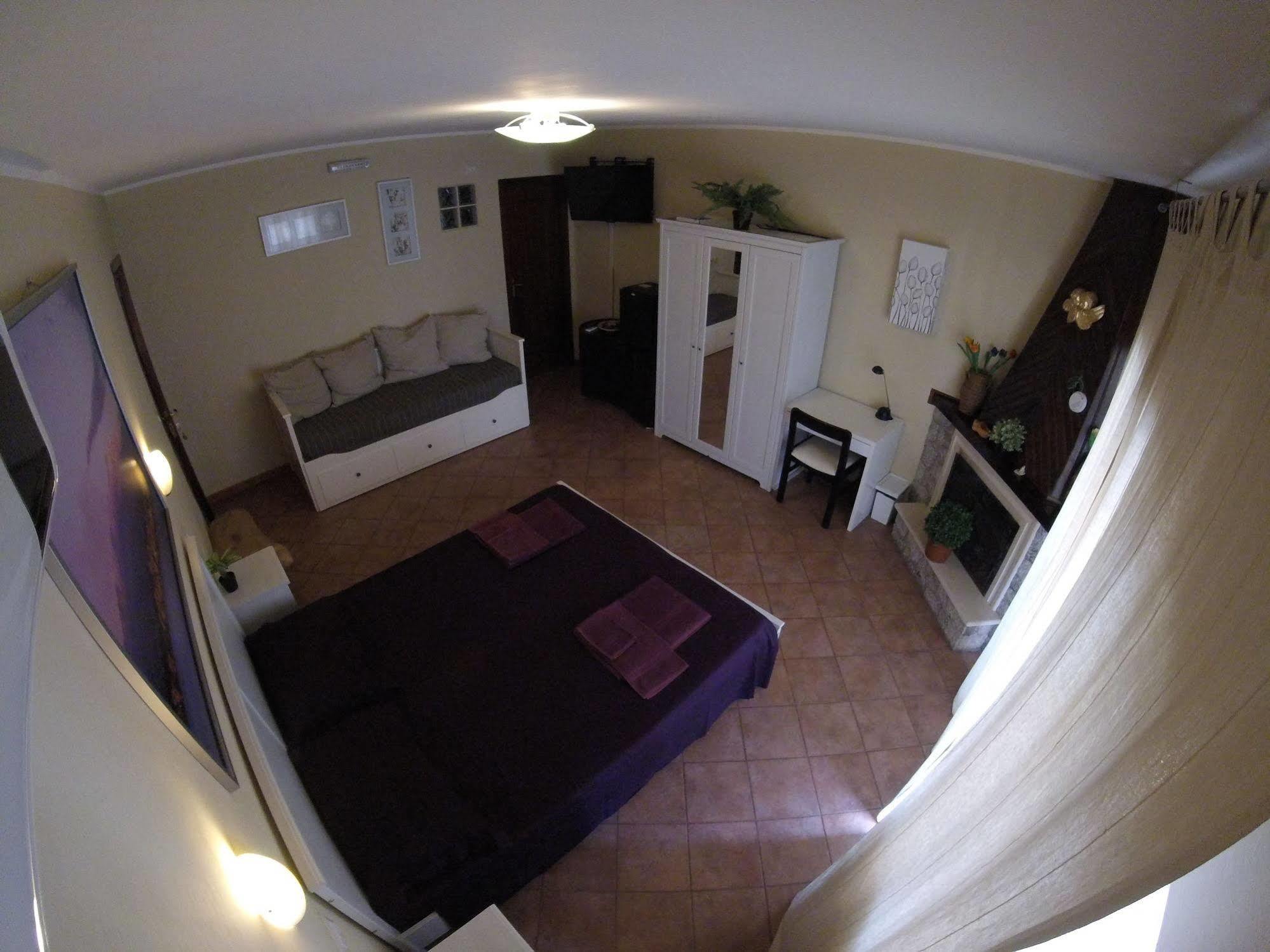 Tano'S Apartment Giardini Naxos Luaran gambar